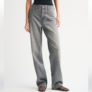 Abercrombie & Fitch High Rise Loose Jean